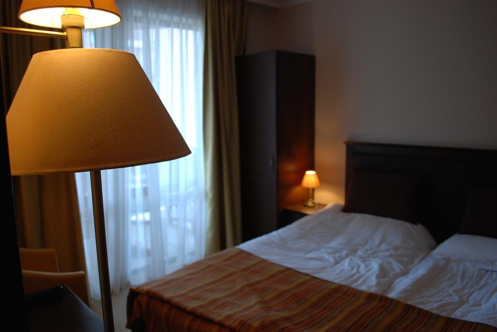 Royal Beach Apartments Pantai Sunny Bilik gambar