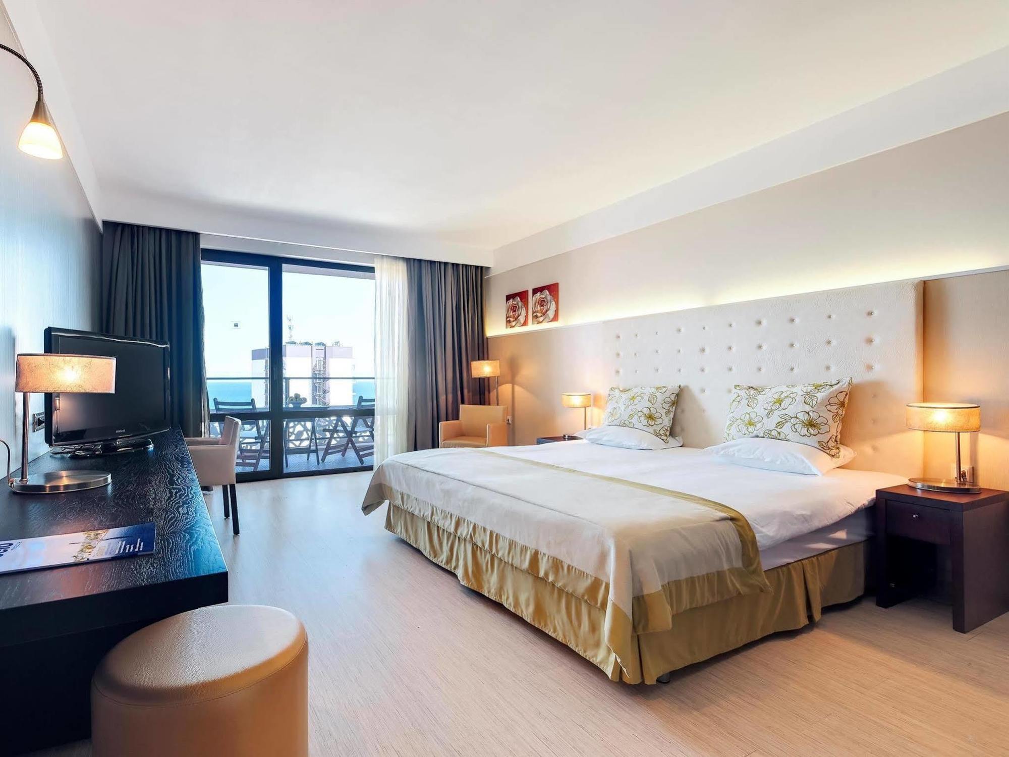 Royal Beach Apartments Pantai Sunny Luaran gambar